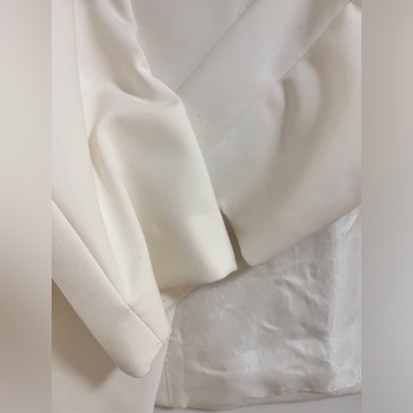 Zara White Blazer - Picture 3 of 4